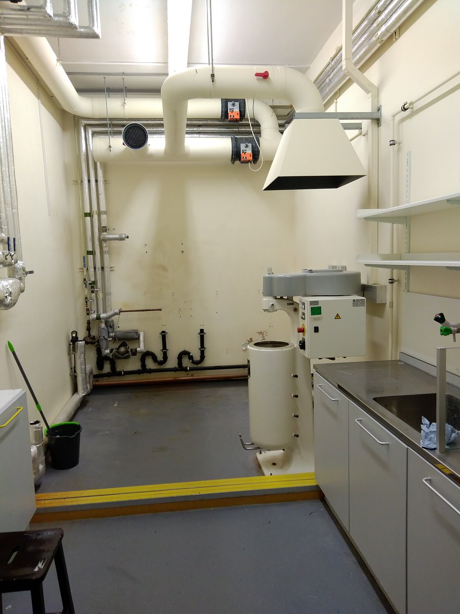 Figure 8. The prototype lab in December 2018 (left) and February 2018 (right)
