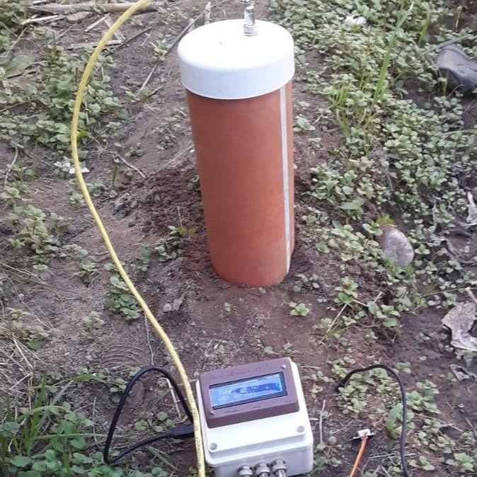 Low-cost soil respiration system to assess soil health