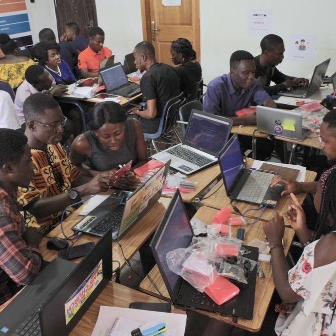 Kumasi Hive - Biomaker Touchscreen Buildathon