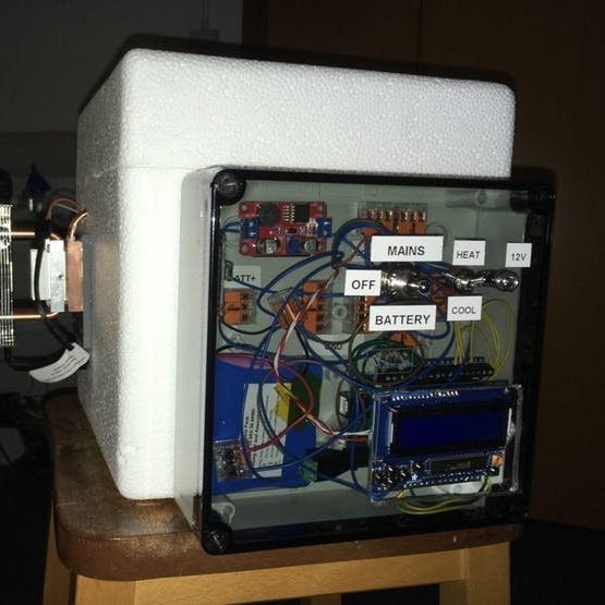 Temperature Controlled Container for Sample Transportation